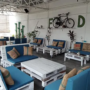 Birdnest Guesthouse, Gaia Rooftop Cafe Auberge de jeunesse